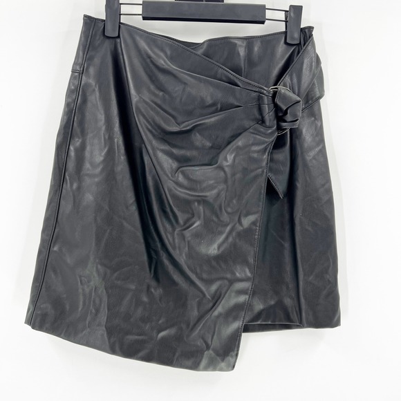 BAILEY/44 Dresses & Skirts - BAILEY/44 Black Faux Leather Wrap Mini Skirt Party Cocktail Womens Medium